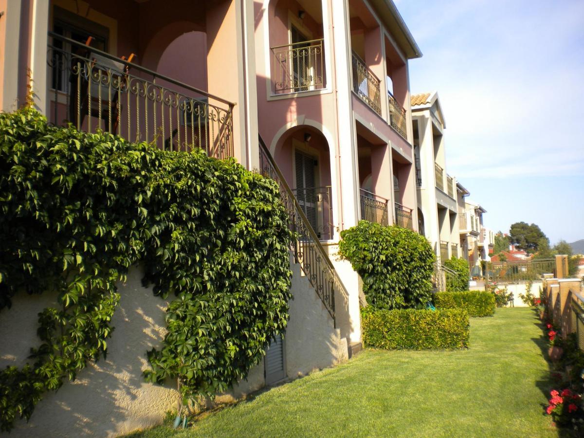 Garden Villas Agia Efimia Extérieur photo